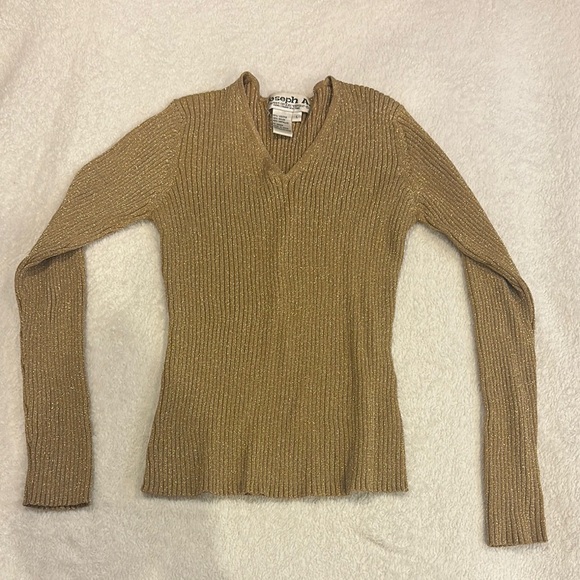 Joseph A Banks Gold V-Neck Women's Sweater in excellent condition - Picture 3 of 11